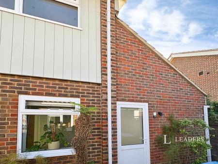 1 bedroom house to rent - Photo 2