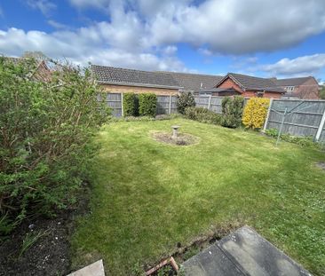 2 bedroom bungalow to rent - Photo 3