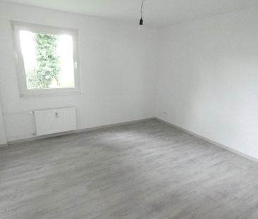 Schicke Wohnung mit Balkon in der Innenstadt – wird demnächst moder... - Foto 5