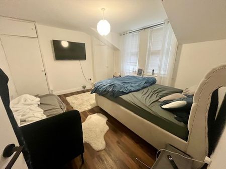 2 Bed Flat, Avington Grove, SE20 - Photo 4