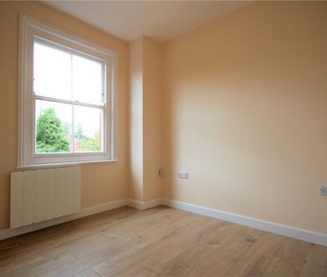 2 Bedroom - Lenten Street, Alton - Photo 2