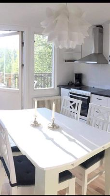 Gamla riksvägen, Kållered - Photo 1