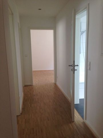 Schöne 4-Zimmer Wohnung mit Südbalkon im Altdorf von Weende - Photo 4