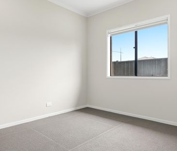 4 BEDROOM HOME IN MELTON SOUTH - Photo 3