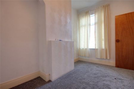 3 bed terraced house to rent in Warwick Street, Middlesbrough, TS1 - Photo 5