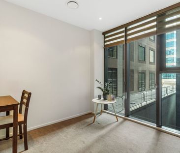 Modern Studio Apartment in Queen's Residences - Photo 6