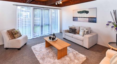 Stand-alone 3 Bedroom Townhouse - Photo 4