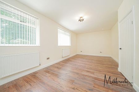 4 bedroom bungalow to rent - Photo 2