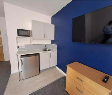 1 bedroom bedsit to rent - Photo 6
