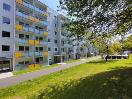 Neu modernisierte 4-Raum-Wohnung mit Balkon - Foto 4