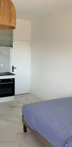 Location Appartement 1 pièce 25m² CARRY LE ROUET 13620 - Photo 1
