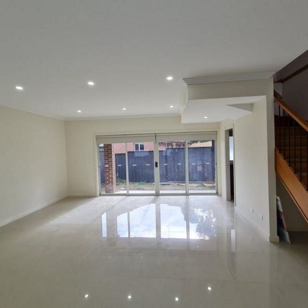 Luxury meets Location - Photo 1