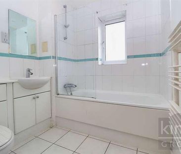 Foundry Gate, Waltham Cross, EN8 - Photo 6