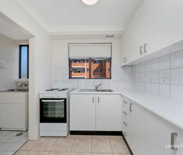 “Modern Unit Close to All” - Photo 1