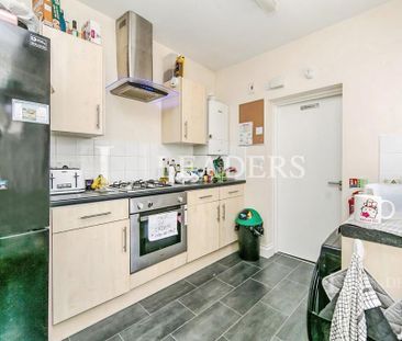 5 bedroom house to rent - Photo 3