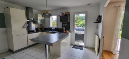 Location Maison 7 pièces 135m² - Photo 5