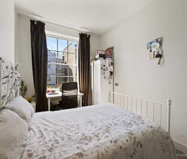 3 bedroom property to rent in London - Photo 1