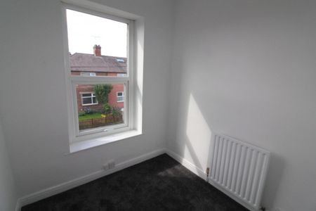 2 bedroom House To Let - Photo 3