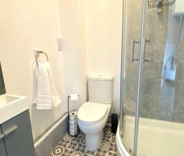 2 Bed Flat, Church Road North, L15 - Photo 4