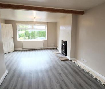 3 bedroom end of terrace house to rent - Photo 3