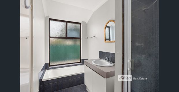 CONVENIENCE & LIFESTYLE - Photo 1