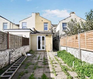 Farlington Road, Portsmouth, PO2 - Photo 2