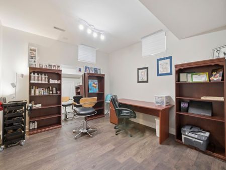 For Lease - 166 Stanton Avenue, Vaughan, Ontario - Photo 4