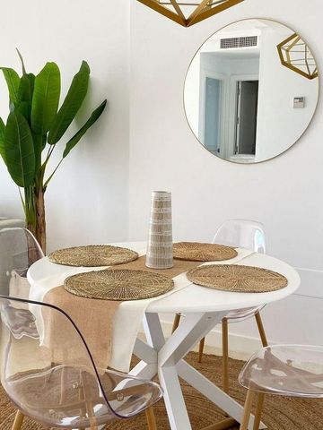 Luxury penthouse for rent in Estepona, Andalusia - Photo 4