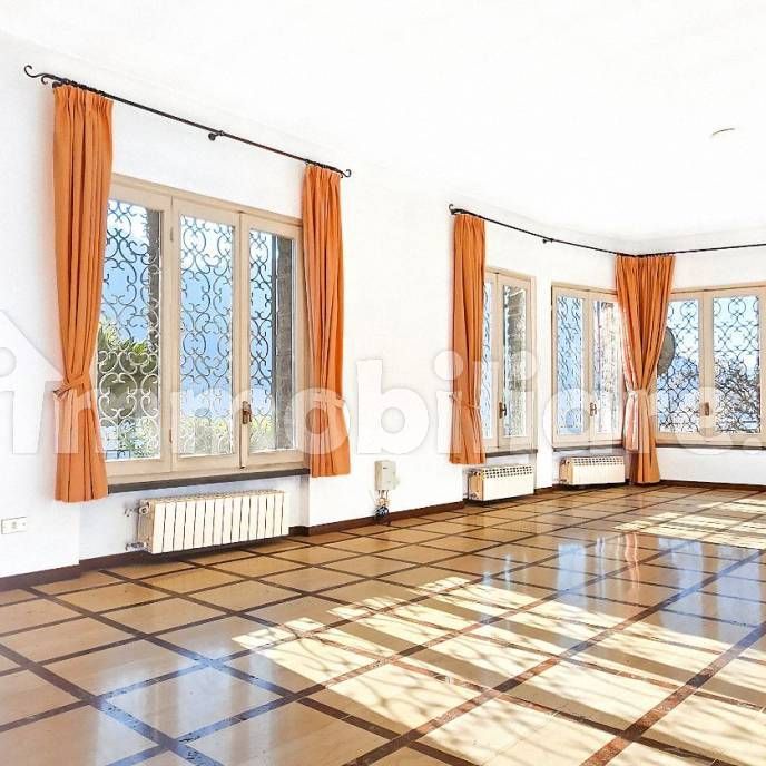 Villa unifamiliare via Francesco Petrarca, Albogasio Oria, Valsolda - Photo 1