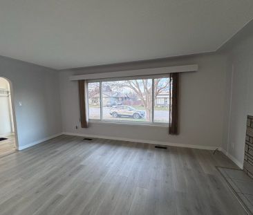 Central – 2 bed, 1 bath main floor suite - Photo 6