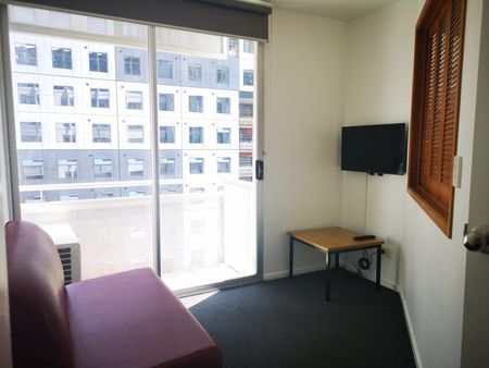 Fully Furnished Apartment at Arrow on Swanston! - Photo 3