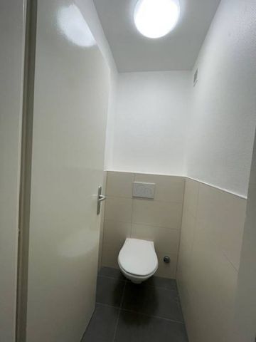 À louer - Appartement 3.5 pièces rénové, 5e étage à Renens - Foto 2