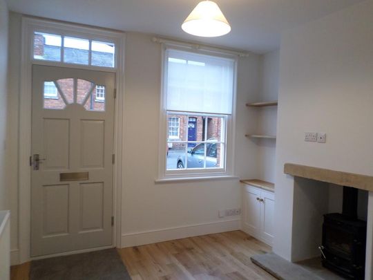 2 bedroom terraced house to rent - Photo 1