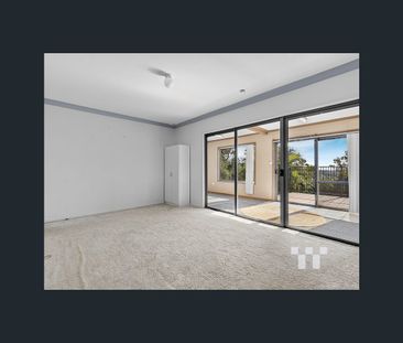 102 Macquarie Street, Merewether, NSW 2291 - Photo 6