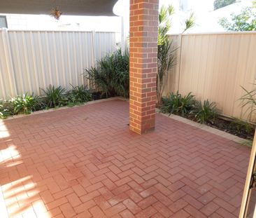 Modern 3-Bedroom Home in Prime Dianella Location - Photo 6
