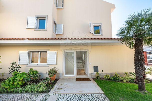 Moradia T4 em Lisboa - Photo 1