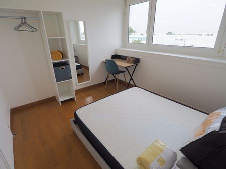 Location Appartement 4 pièces 71m² - Photo 5