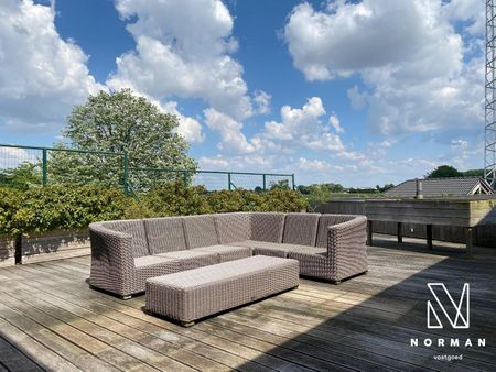 Duplex appartement met 3 slaapkamers, ruim en zonnig dakterras en garage - Photo 2