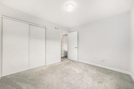 For Lease - 626 Allied Mews, Stittsville - Munster - Richmond, Ontario - Photo 4