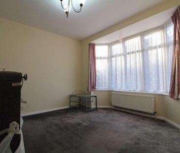 Basingstoke Road, Reading, RG2 - Photo 6