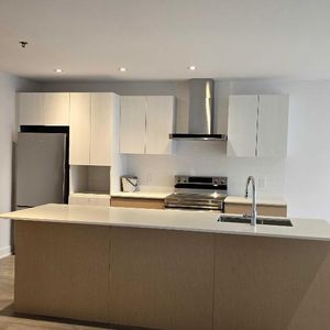 5 1/2 a louer immédiatement- PROMO 1 MOIS GRATUIT *** LAVAL - Photo 2