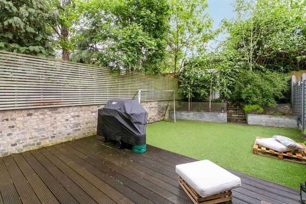 5 bedroom terraced house to rent - Photo 1