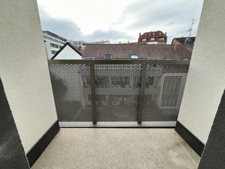 Fast Fertig!! Geringe Gaspreise dank Luftwärmepumpe! EBK+Aufzug+Balkon uvm... - Photo 3