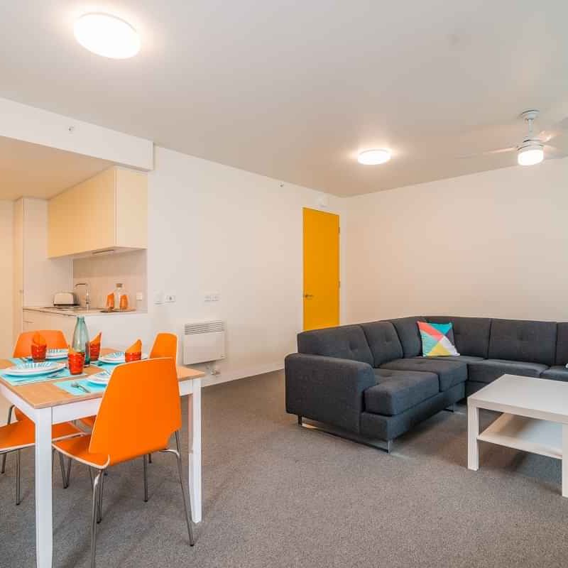 4 Bedroom Apartment Ensuite - Photo 1
