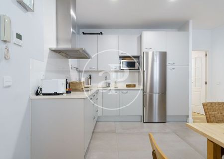 2 bedroom luxury Flat for rent in Madrid, Spain - Photo 3