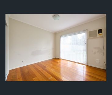 8 Rosemont Court, Dandenong North, Vic 3175 - Photo 4