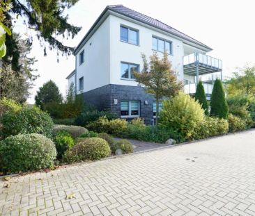 Moderne Erdgeschosswohnung mit überdachter Terrasse - Foto 1