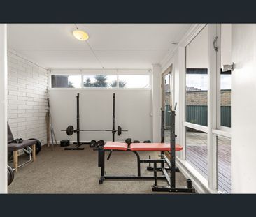 2 Eton Street, Wendouree, Vic 3355 - Photo 2