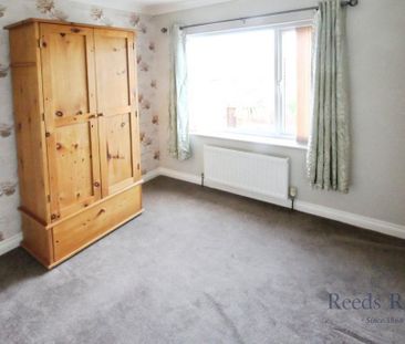 2 bedroom semi-detached house to rent - Photo 3