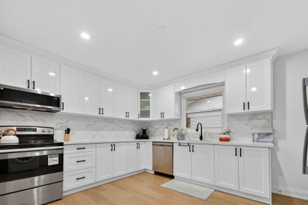 For Lease - 10 Draper Drive, St. Catharines, Ontario - Photo 2